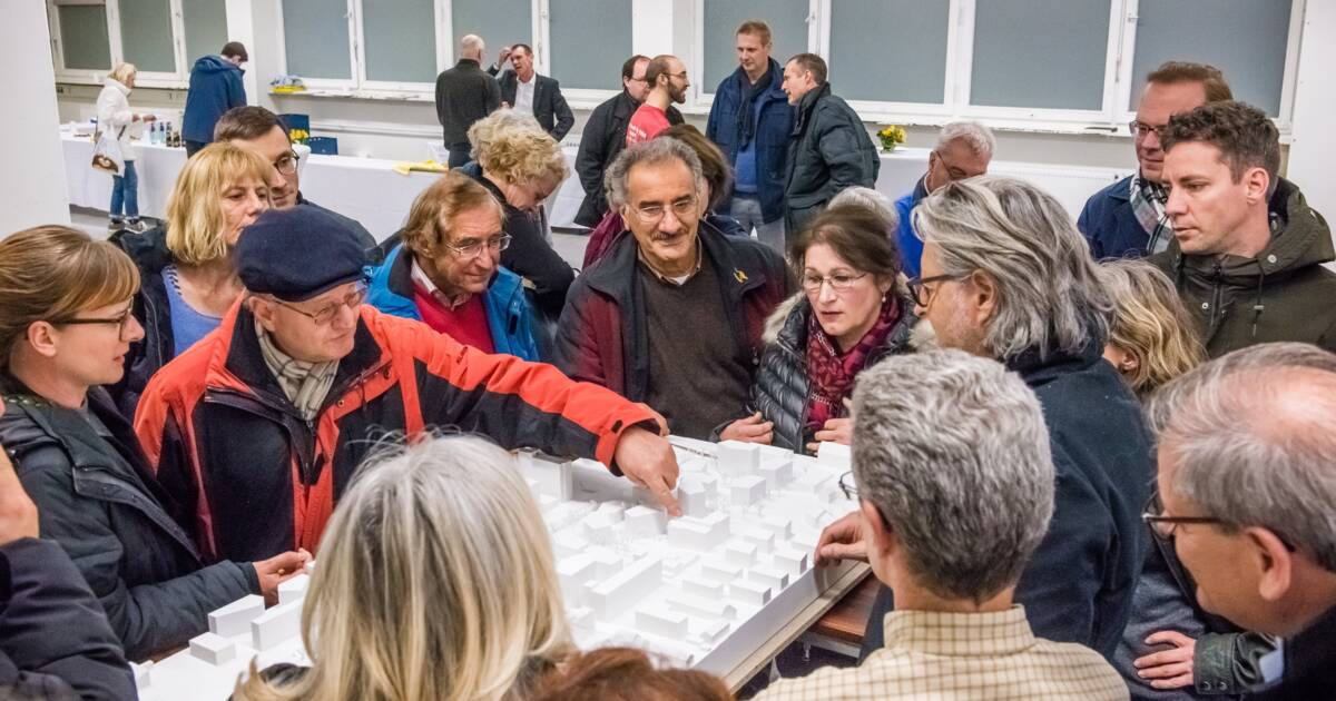Die Wettbewerbsentwürfe werden der Öffentlichkeit präsentiert. © ©Chris Danneffel