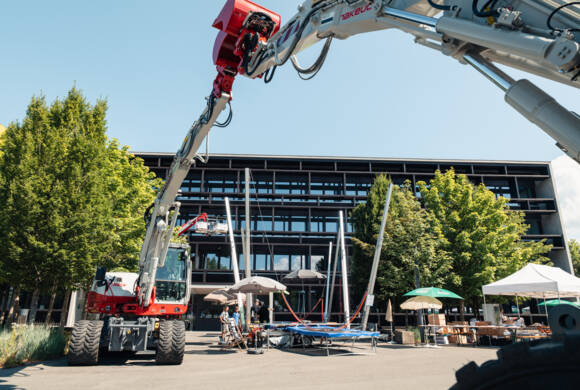 Internetdaten_2025_i+R_Sommerfest_byDarrenFeels-5