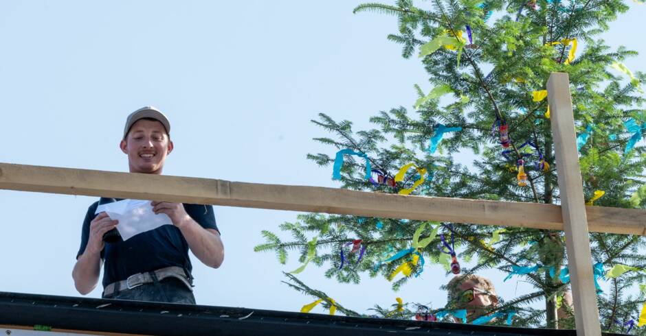 Firstfeier Erweiterungsbau Holzbau-84